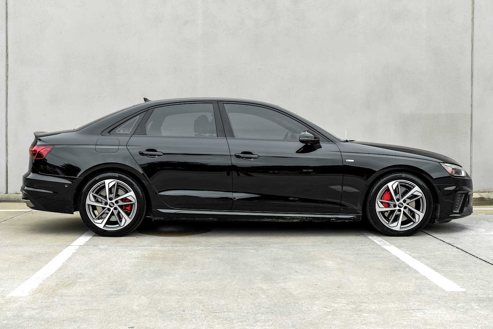 Used 2023 Audi A4 2.0T Prestige w/ Prestige Package AWD/4WD image 8