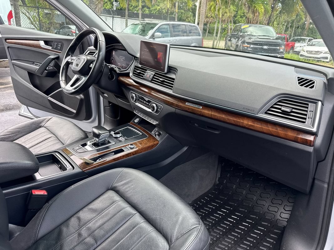 Used 2018 Audi Q5 2.0T Premium Plus w/ Premium Plus Package AWD/4WD image 25