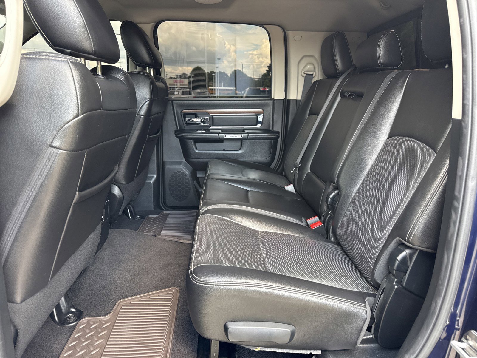 Used 2014 RAM 2500 Laramie AWD/4WD image 14