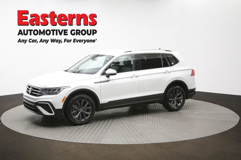 Used 2023 Volkswagen Tiguan SE image 55