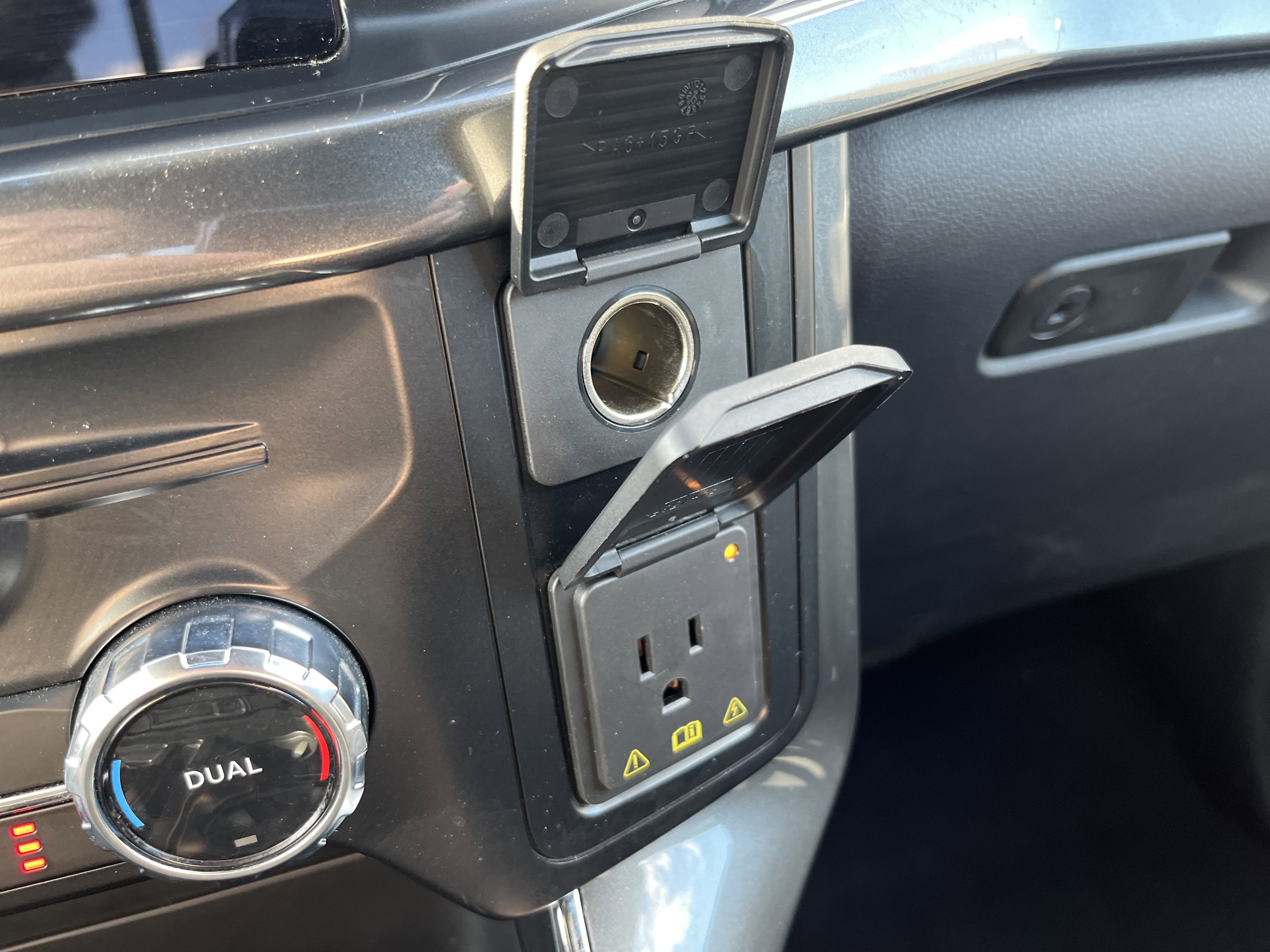 Used 2023 Ford F150 XLT w/ Equipment Group 302A High image 26