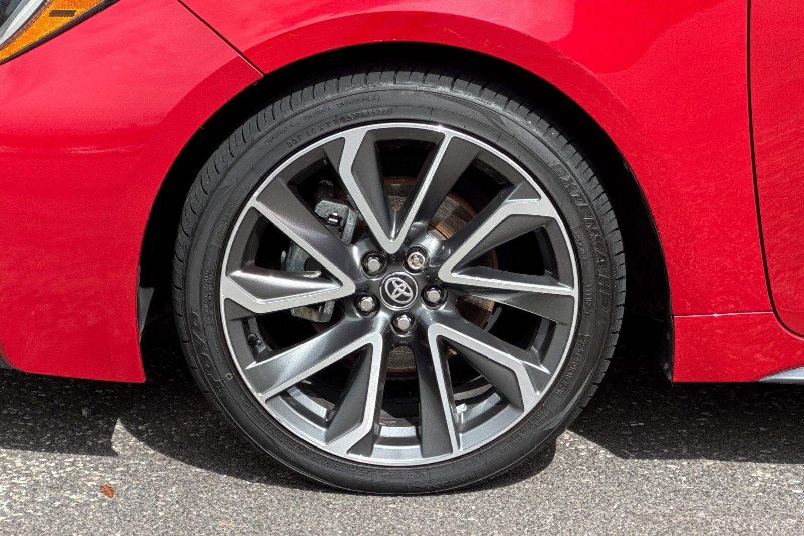 Used 2021 Toyota Corolla SE w/ SE Premium Package FWD image 28