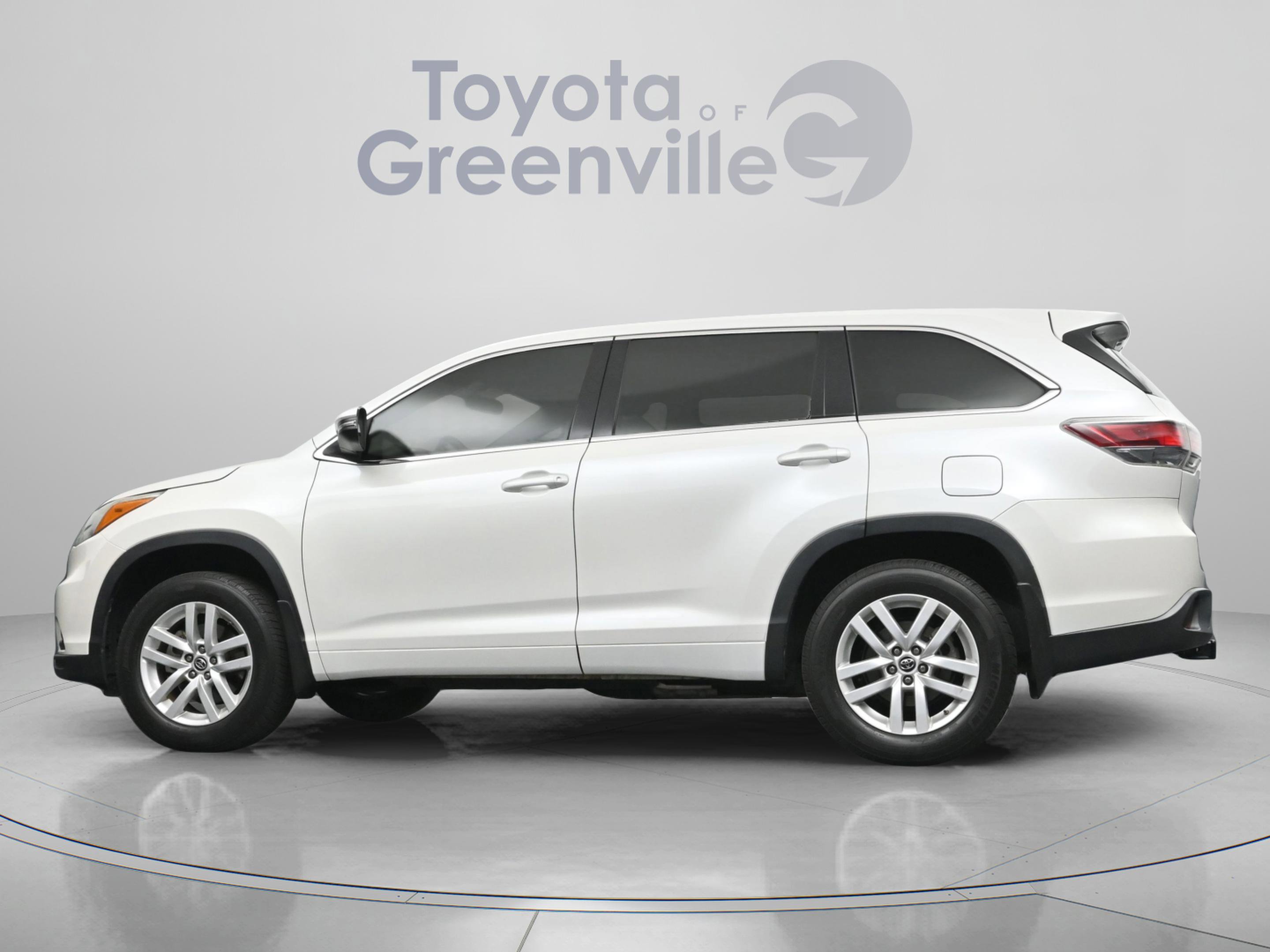 Used 2016 Toyota Highlander LE image 7