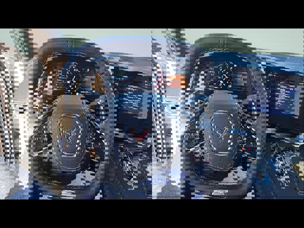 Used 2025 Chevrolet Corvette Z06 image 16