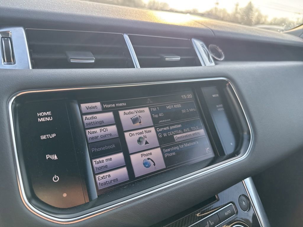 Used 2014 Land Rover Range Rover Sport HSE image 15