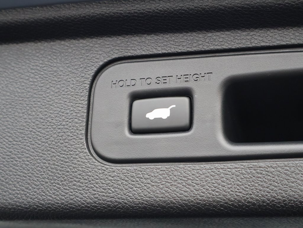 Certified 2025 Honda Odyssey Elite image 18