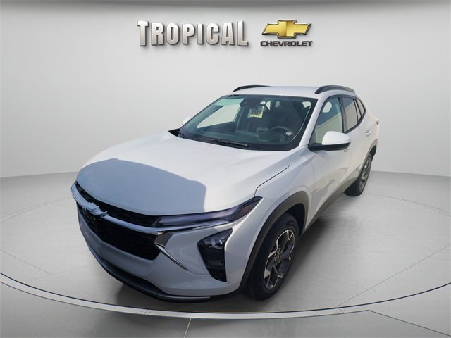 New 2026 Chevrolet Trax LT w/ Driver Confidence Package