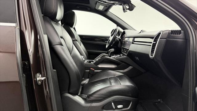 Used 2019 Porsche Cayenne AWD/4WD image 22