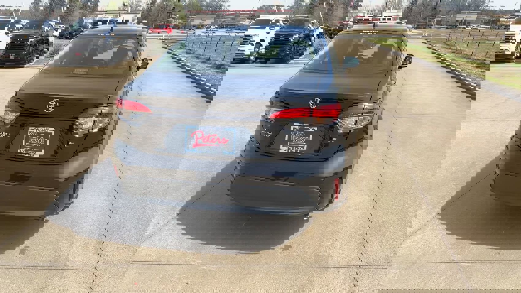 Used 2024 Toyota Corolla LE FWD image 8