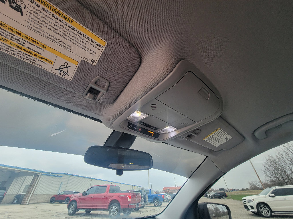 Used 2018 Chevrolet Equinox LS image 22