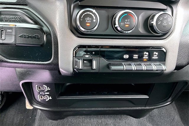 Used 2023 RAM 2500 Big Horn w/ Level 1 Equipment Group image 17