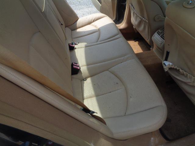 Used 2009 Mercedes-Benz E 350 4MATIC Sedan image 15