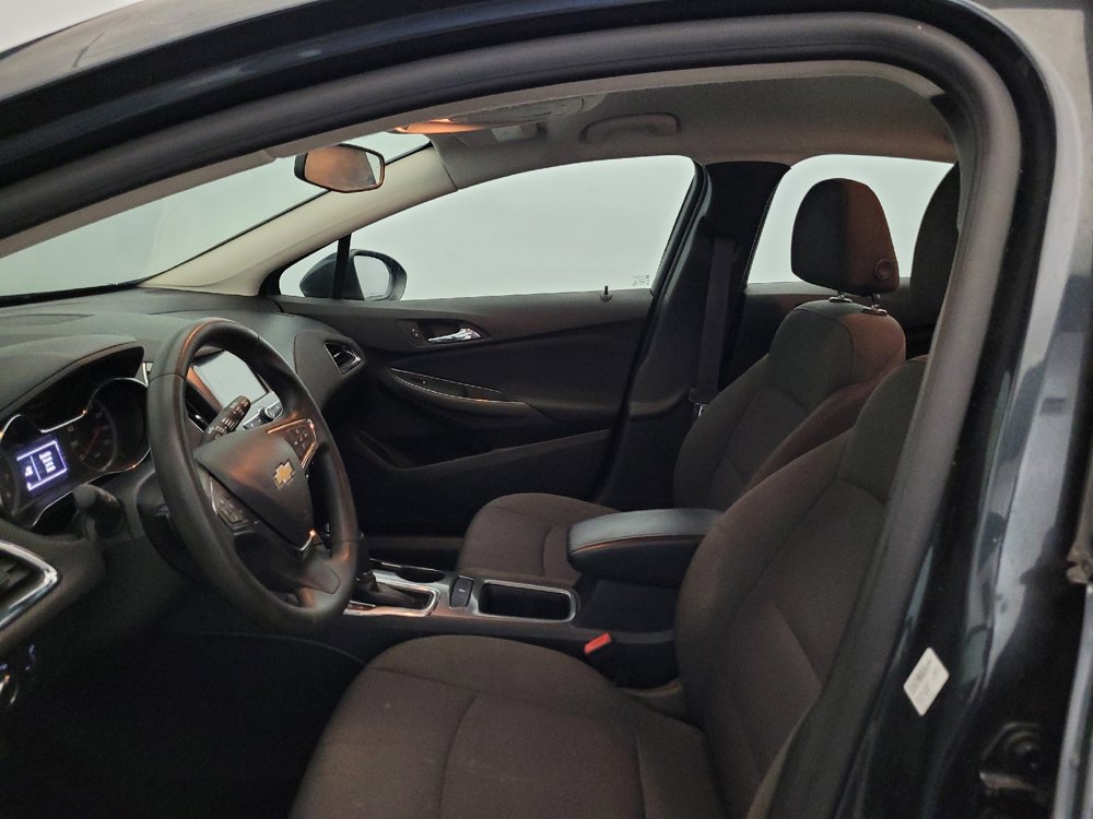 Used 2017 Chevrolet Cruze LT w/ Convenience Package FWD image 17