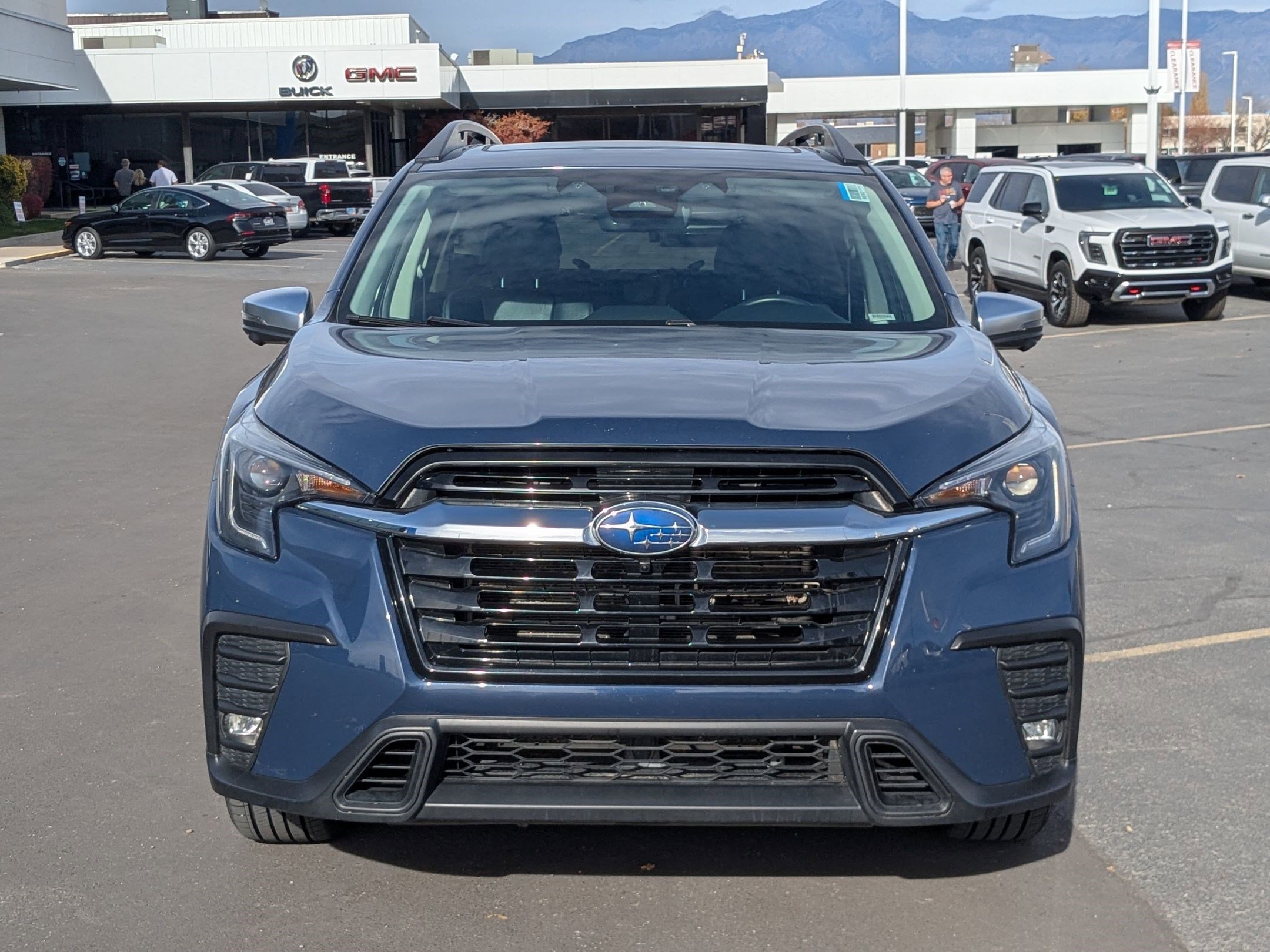 Used 2023 Subaru Ascent Limited w/ Technology Package image 9