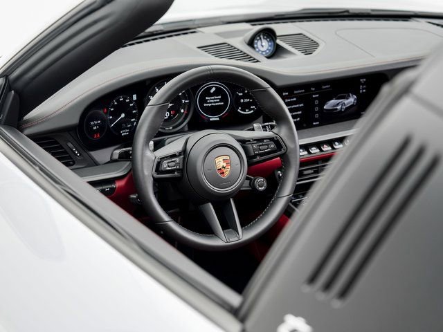 Certified 2024 Porsche 911 Targa 4S image 10