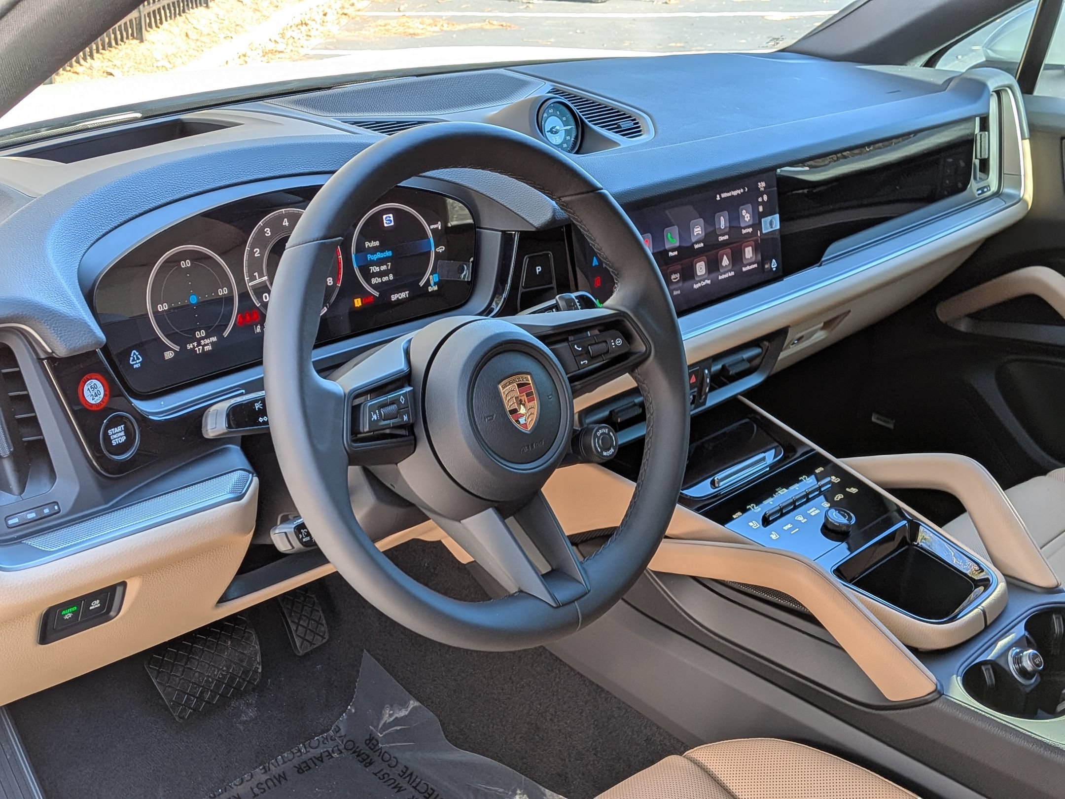 New 2026 Porsche Cayenne Coupe AWD/4WD image 4