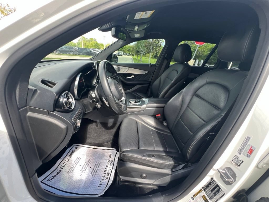 Used 2019 Mercedes-Benz GLC 300 image 35