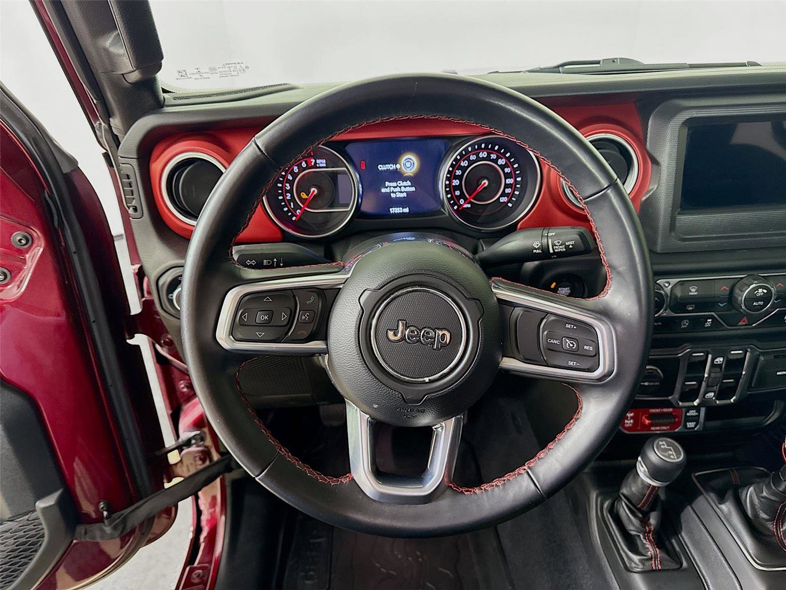 Used 2021 Jeep Gladiator Rubicon w/ Safety Group image 12