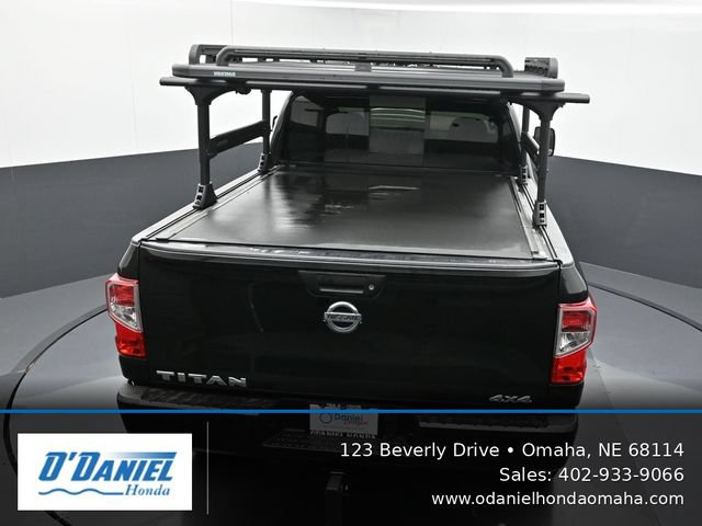 Used 2017 Nissan Titan S AWD/4WD image 17
