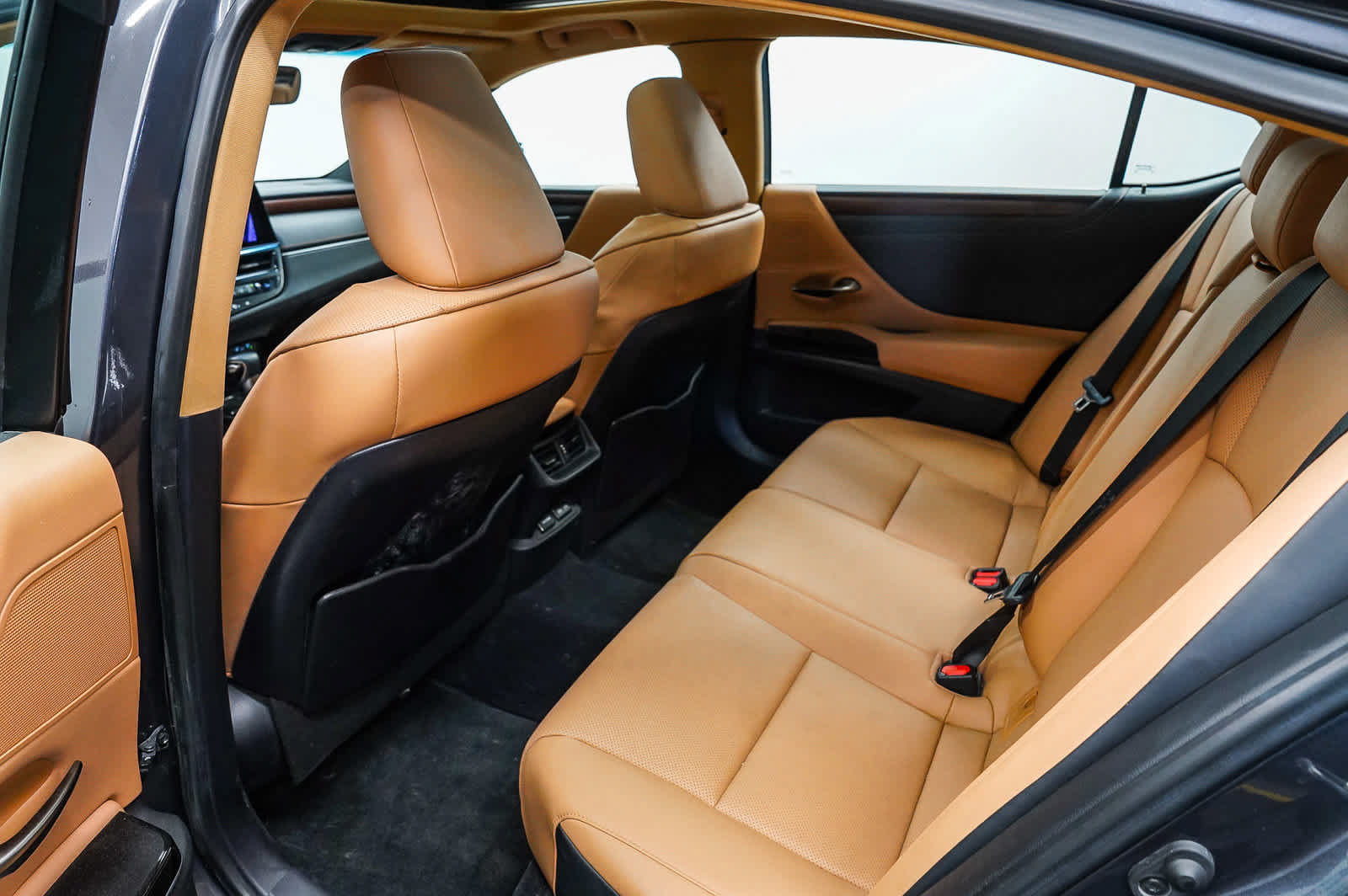 Used 2024 Lexus ES 350 w/ Premium Package FWD image 19