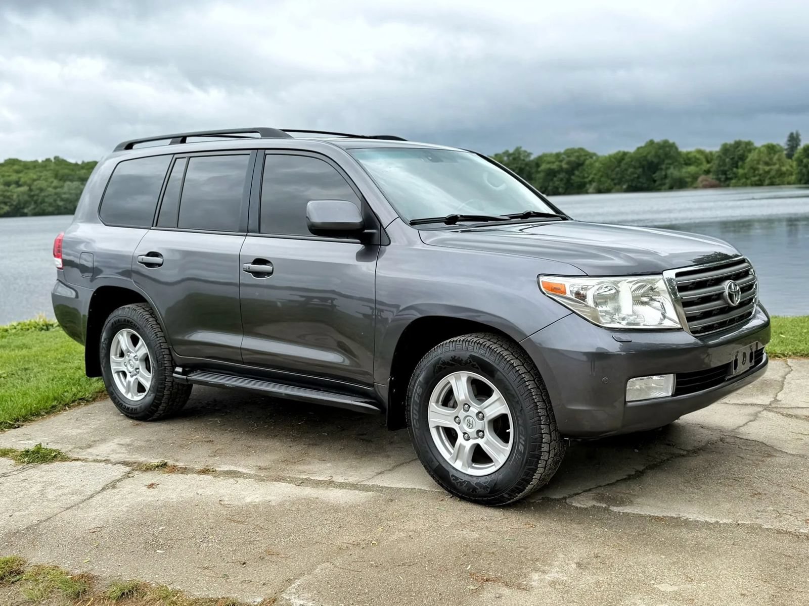 Used 2011 Toyota Land Cruiser w/ Upgrade Pkg AWD/4WD image 23
