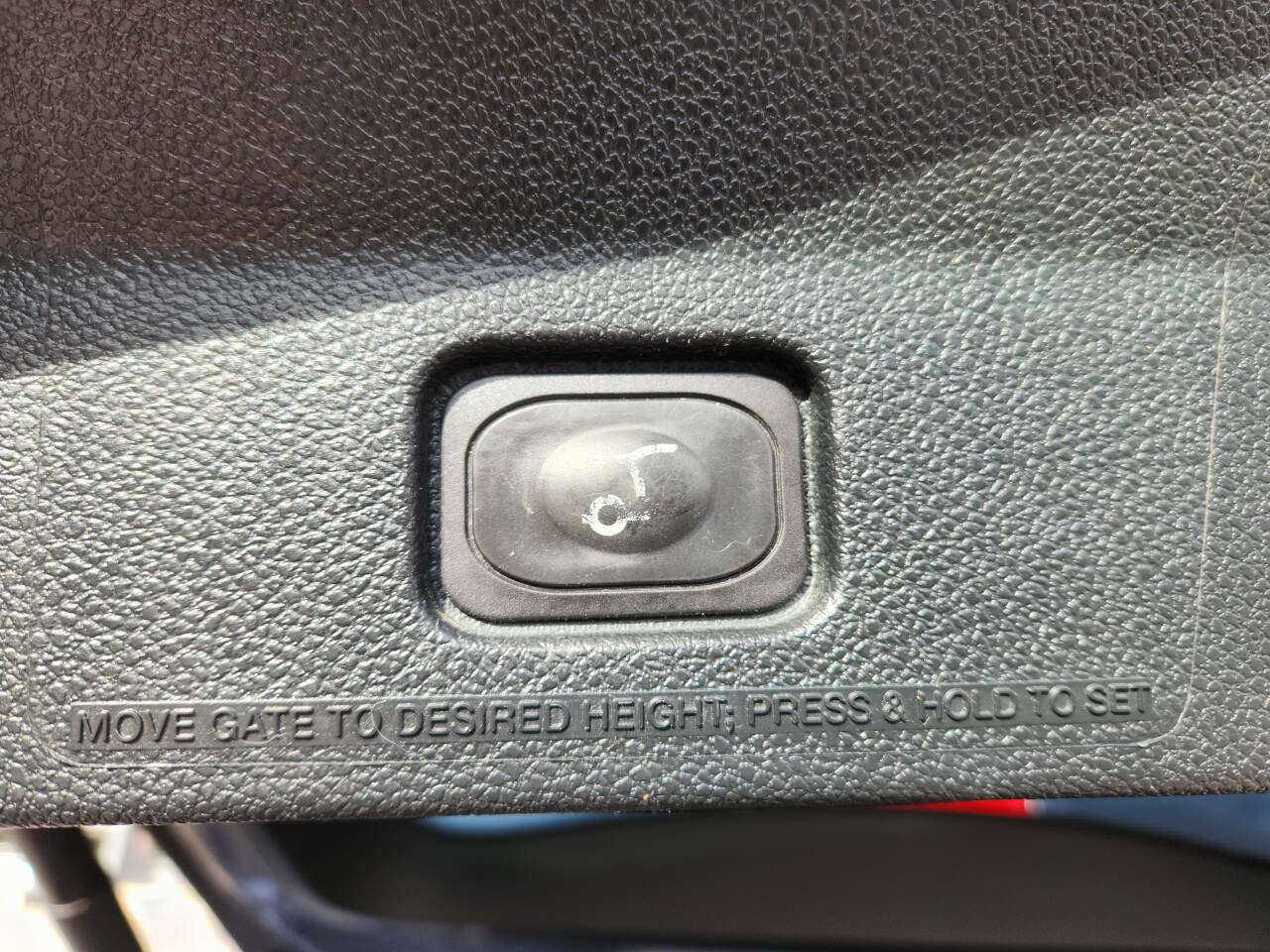 Used 2018 Ford Explorer Sport w/ Equipment Group 401A image 33