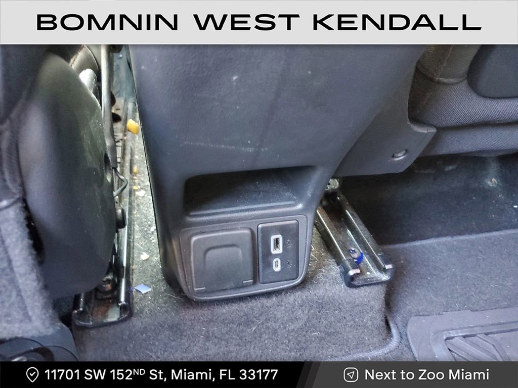 Used 2021 Chevrolet TrailBlazer RS w/ Sun and Liftgate Package image 15