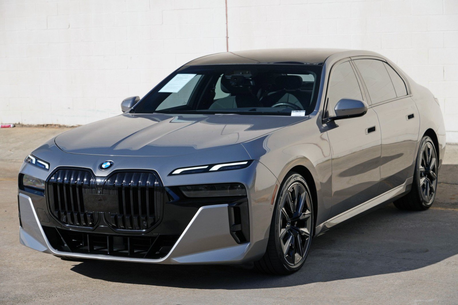Used 2023 BMW 740i RWD image 60