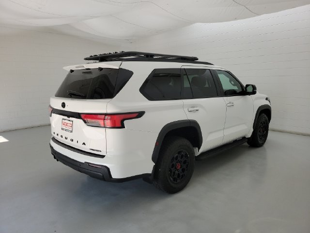 Used 2025 Toyota Sequoia TRD Pro AWD/4WD image 4