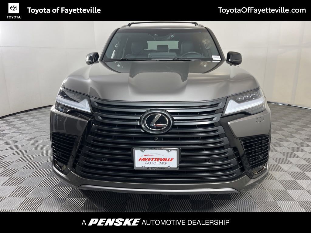 Used 2023 Lexus LX 600 4WD w/ Appearance Package image 19