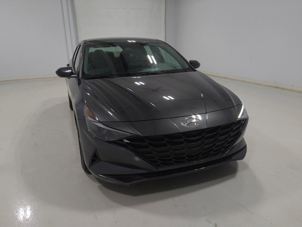Used 2022 Hyundai Elantra SEL FWD image 14