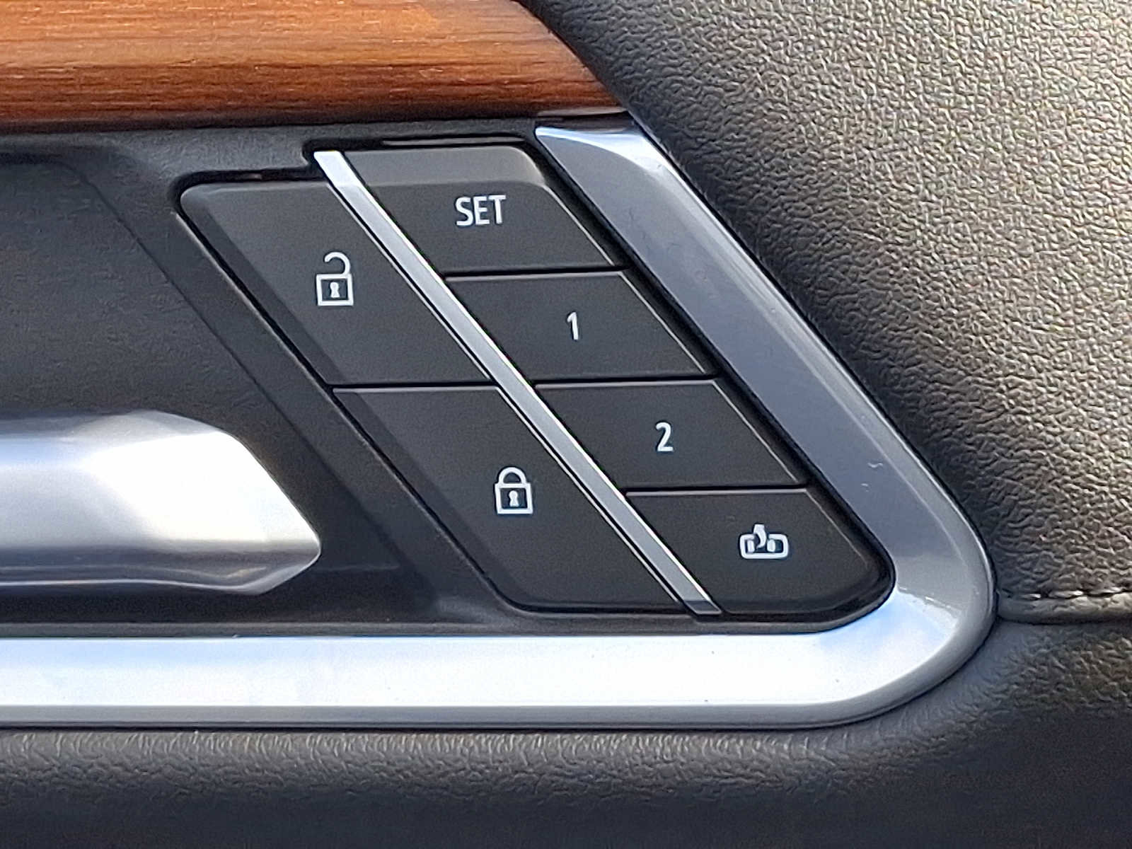 Used 2022 GMC Sierra 1500 Denali w/ Denali Reserve Package image 27