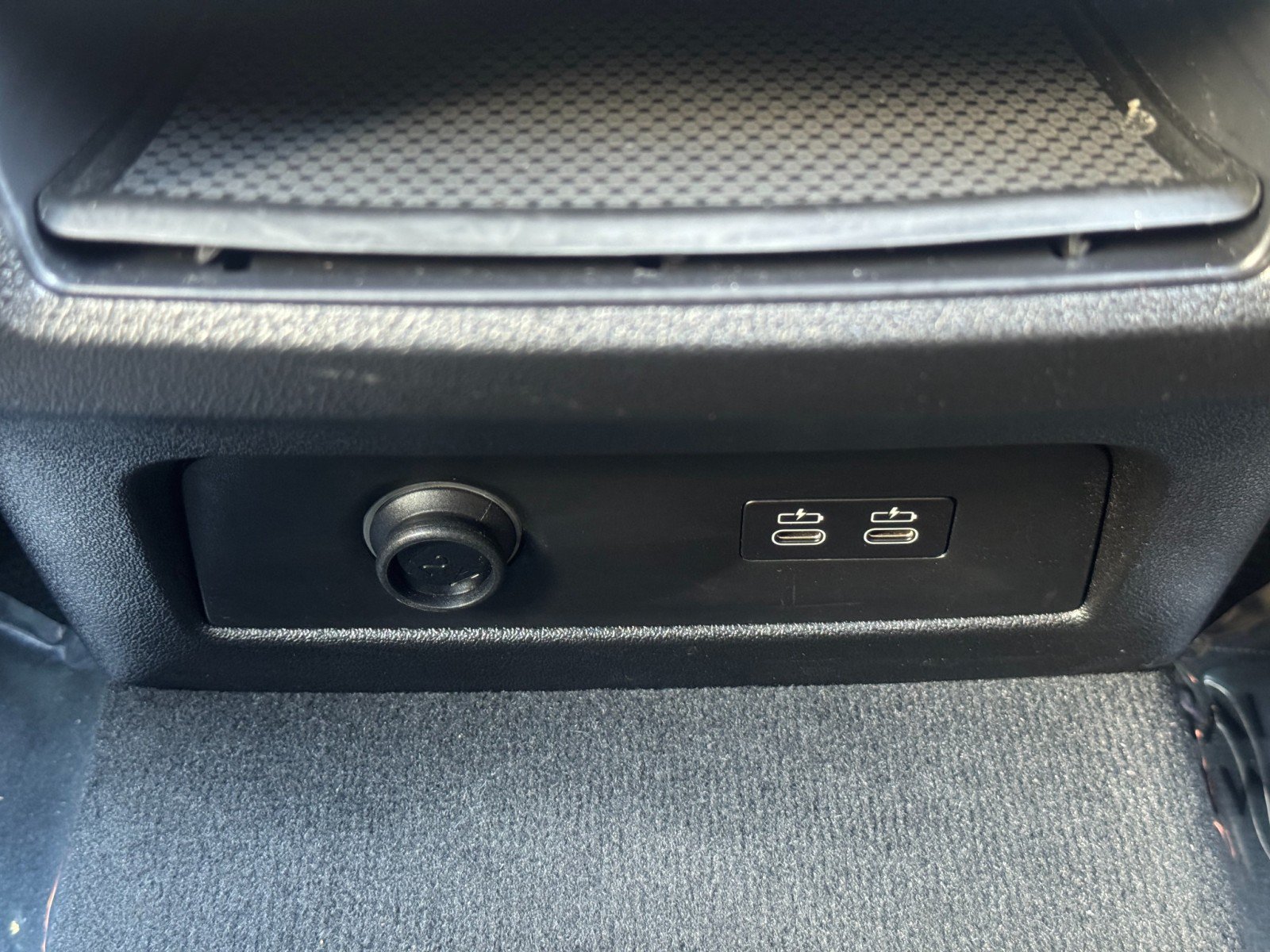Used 2025 BMW X5 sDrive40i w/ Climate Comfort Package RWD image 42