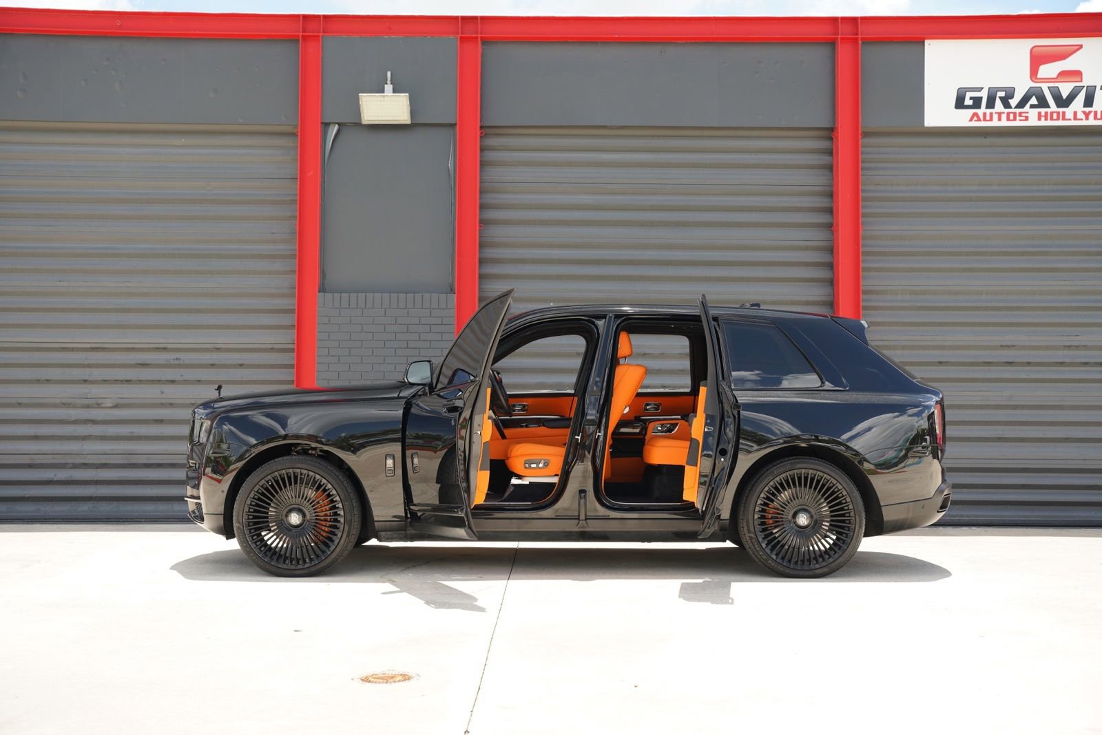 Used 2023 Rolls-Royce Cullinan Black Badge w/ Driver's Package AWD/4WD image 10