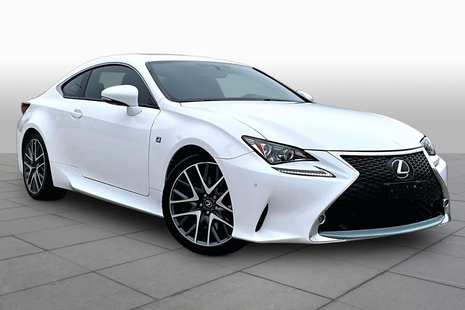 Used 2016 Lexus RC 200t RWD image 3