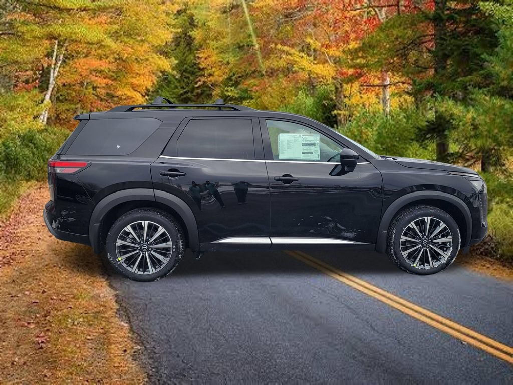 New 2026 Nissan Pathfinder Platinum AWD/4WD image 2