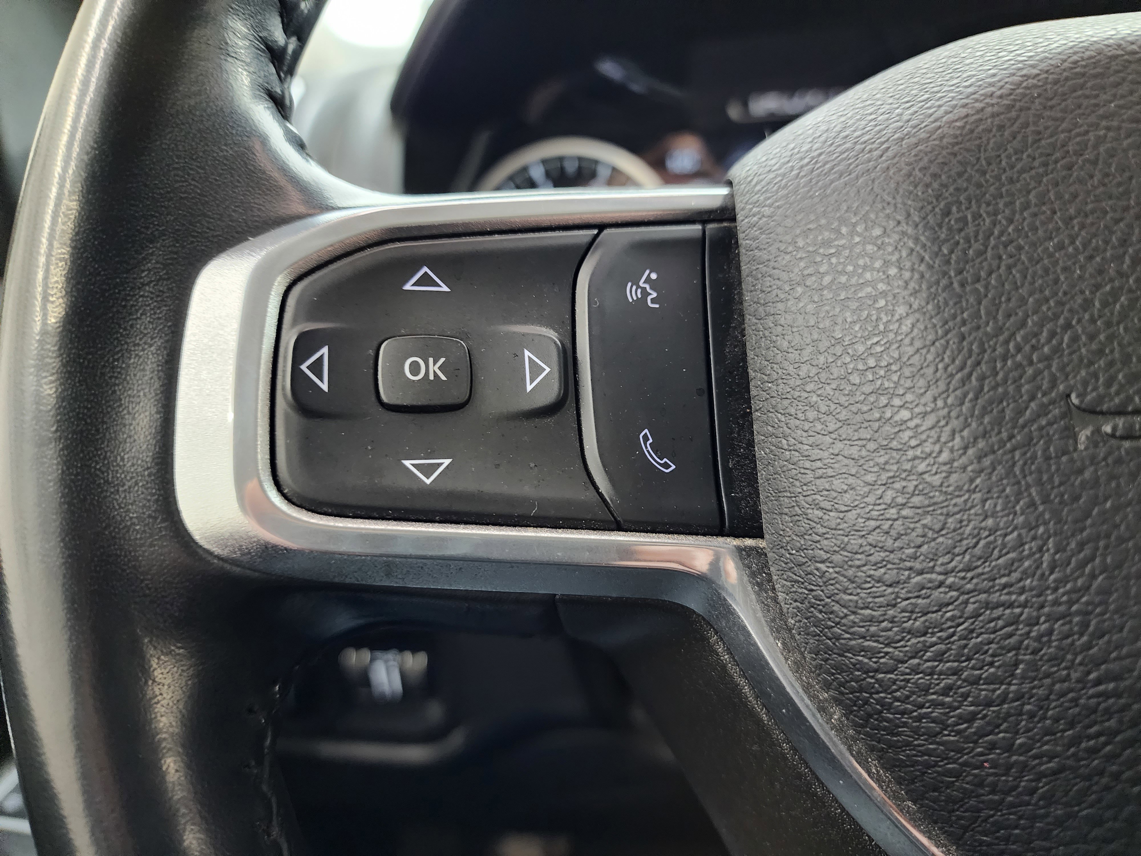Used 2023 RAM 3500 Laramie image 19