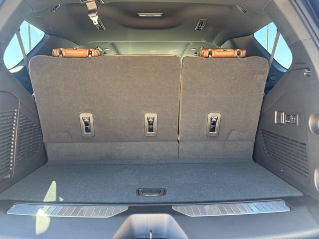 New 2026 Chevrolet Tahoe High Country w/ Sun And Tow Package AWD/4WD image 10