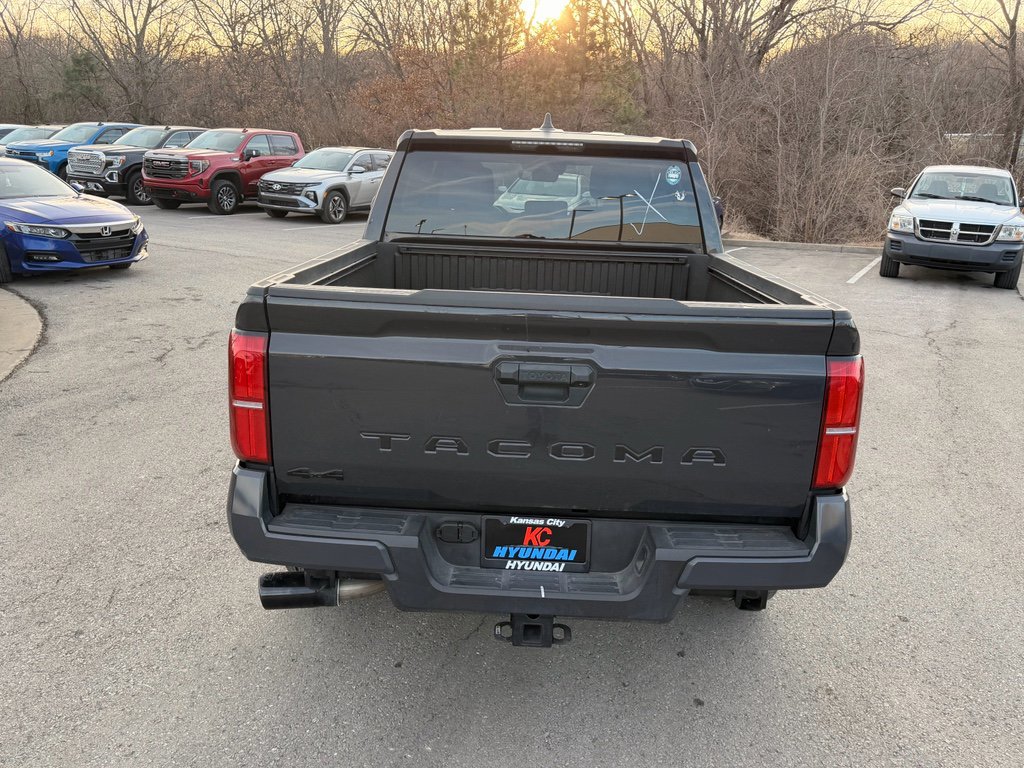 Used 2025 Toyota Tacoma SR5 image 4