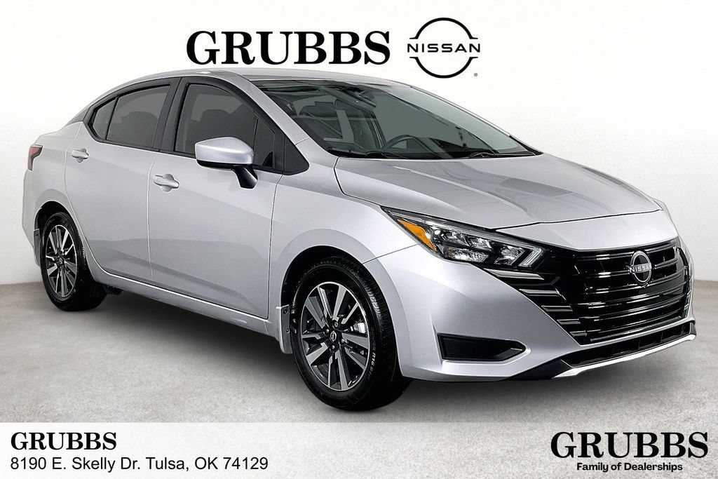 Used 2025 Nissan Versa SV w/ Trunk Package