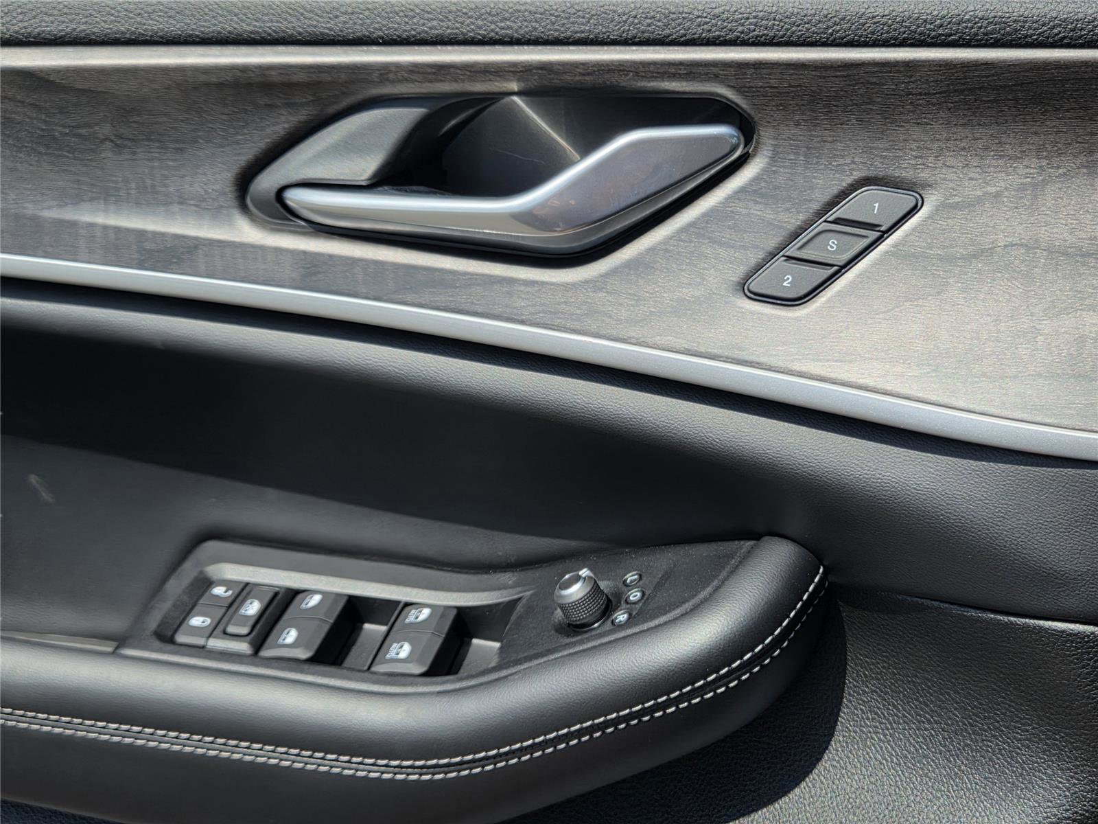 New 2026 Jeep Grand Cherokee L Limited image 22