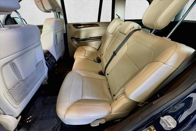 Used 2019 Mercedes-Benz GLS 550 4MATIC image 23