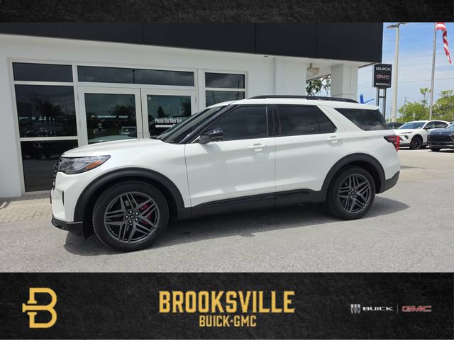 Used 2025 Ford Explorer ST AWD/4WD image 1