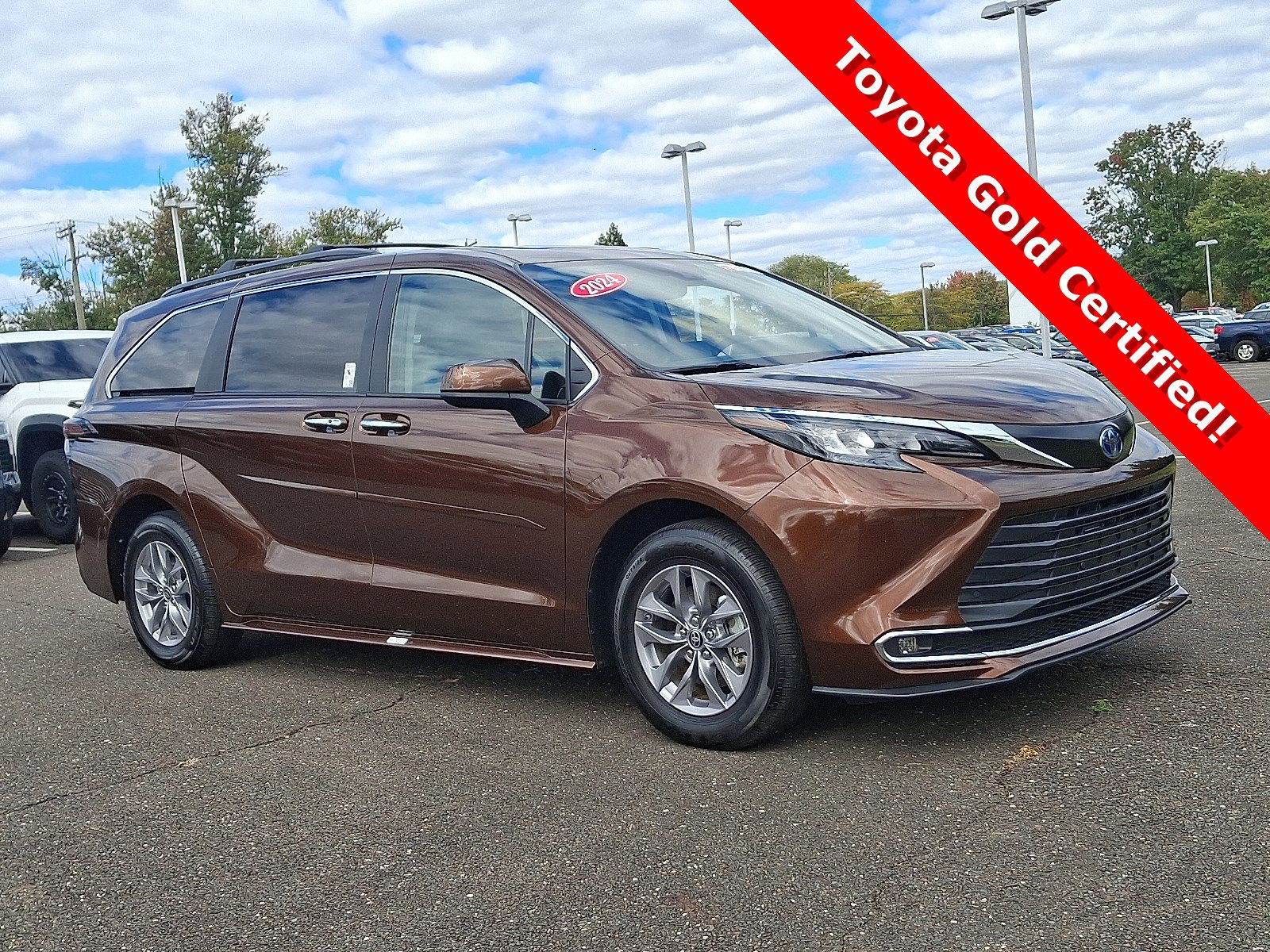 Certified 2024 Toyota Sienna XLE