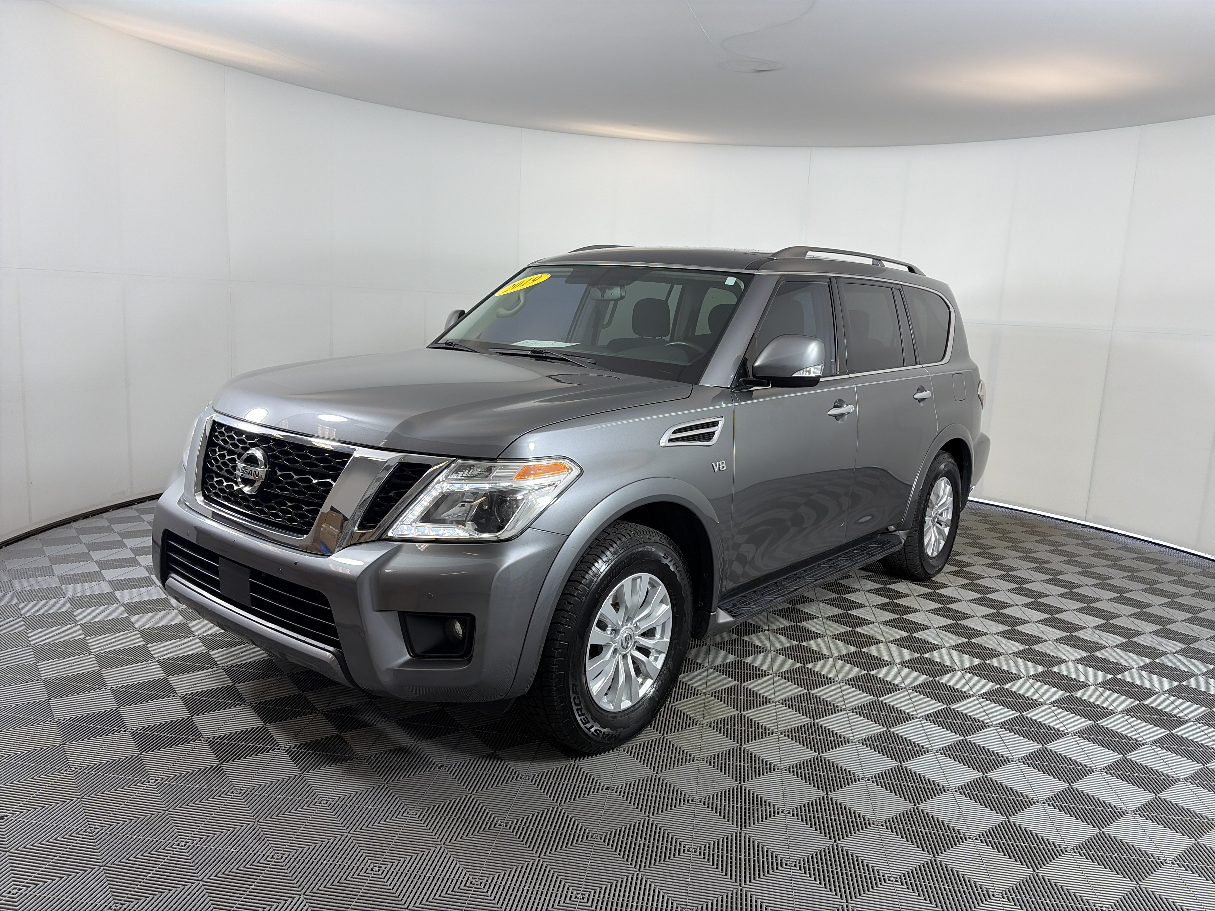 Used 2019 Nissan Armada SV w/ Driver Package AWD/4WD image 2