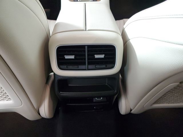 Used 2022 Mercedes-Benz GLE 350 4MATIC w/ Premium Package image 15