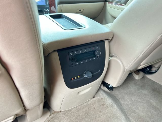 Used 2012 Chevrolet Suburban LTZ AWD/4WD image 26