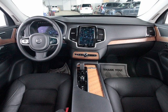 Certified 2024 Volvo XC90 B5 Plus image 6