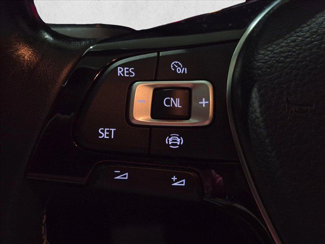Used 2019 Volkswagen Jetta R-Line w/ R-Line Cold Weather Package FWD image 17