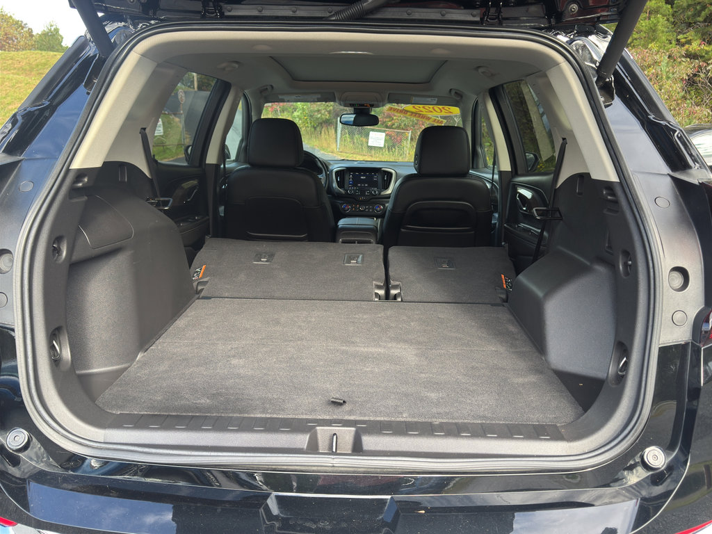 Used 2022 GMC Terrain Denali image 12